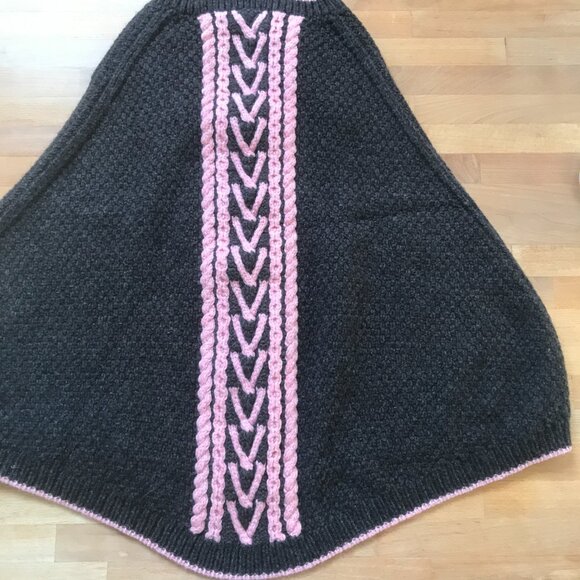 Kate Spade 100% Wool Poncho Cable Knit Brown & Pink with Tassels - Picture 8 of 11